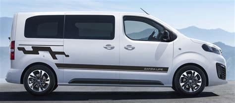 Thematinis automobilio Opel Zafira nuotrauka