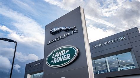 Tematinė nuotrauka, vaizduojanti Jaguar Land Rover gamyklą Jungtinėje Karalystėje