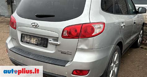 Tematinė nuotrauka: Variklio skyrius „Hyundai Santa Fe“ 2007