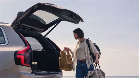 Volvo XC90 interjeras ir bagažinės erdvė