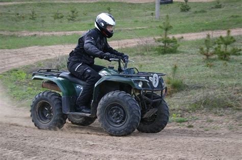 Motociklų ir keturračių kategorijų apžvalga