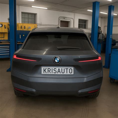 Infografika: kaip tinkamai prižiūrėti BMW išmetimo sistemą ir kada kreiptis į servisą.