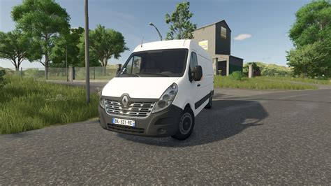 Renault Master evoliucija: skirtingų kartų modelių palyginimas vienoje nuotraukoje
