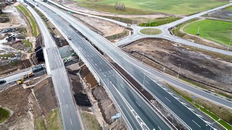 Infografika: Kaip skaidrumas keičia automobilių rinką