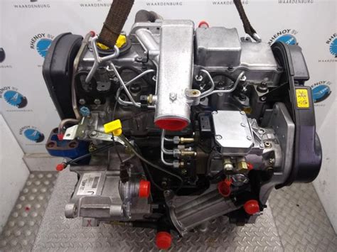 Diagram of a typical 2.0TD diesel engine for a Rover 25