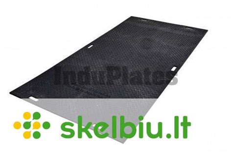 nuotrauka: laikinos kelio plokštės statybvietėje