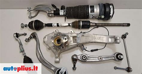 Schema, iliustruojanti priekinės pakabos elementus ir įvorių vietas Audi 80 B3