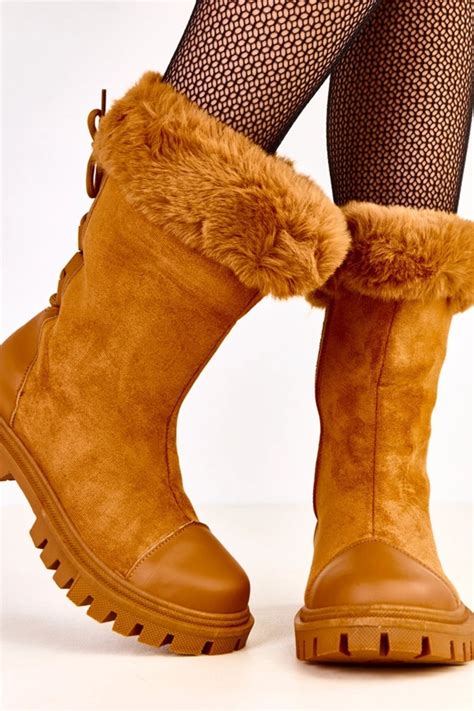 Interjeras „Mercedes-Benz GLK“ su odos ir zomšo apmušalais