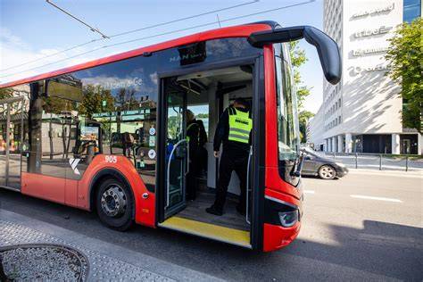 Viešojo transporto kontrolė ir bilietų tikrinimas