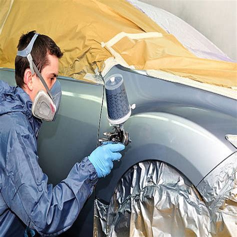 Automobilio paviršiaus šlifavimas ir paruošimas dažymui.