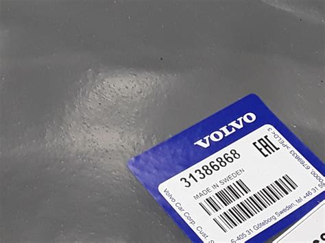 Volvo priekinio žibinto diagrama su stiklo atskyrimo galimybe