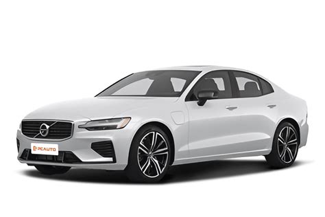 Volvo S60 su skirtingais ratlankių tipais, iliustruojantis vizualinius skirtumus