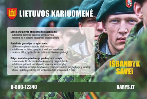 Jaunuoliai savanoriškai atliekantys karo tarnybą pratybų metu