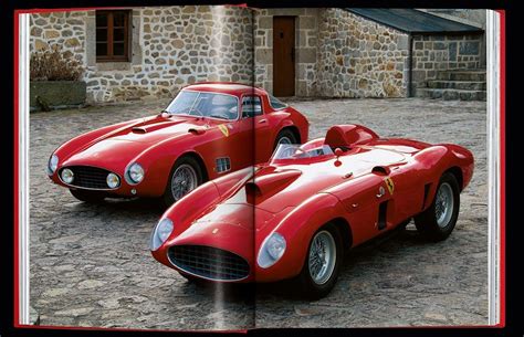 Ferrari automobilių modeliai ir Enzo Ferrari portretas