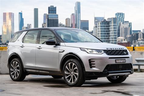 Land Rover Discovery Sport gamos iliustracija