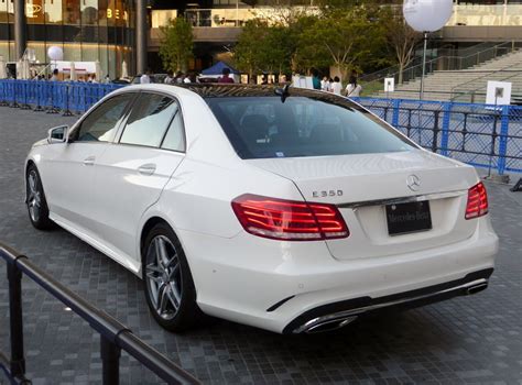 Mercedes-Benz E-Class W212 (2014 facelift) exterior design, front and rear view