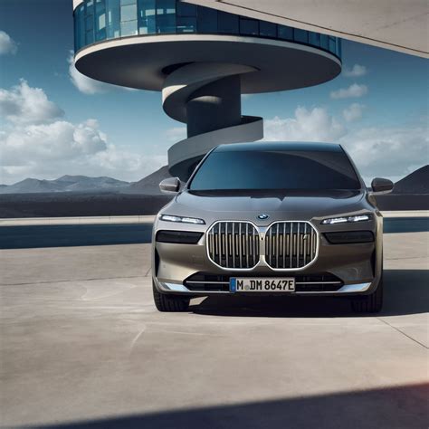 BMW E60 dinamiškas priekinės dalies dizainas