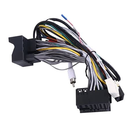 Automagnetolos laidų adapteris