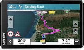 Teminė nuotrauka su GPS navigacijos įrenginiu ir žemėlapiu