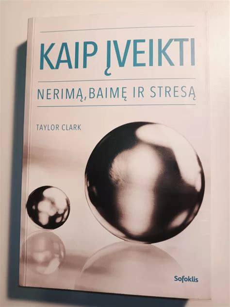 Moters, jaučiančios stresą ir baimę vairuojant, veidas