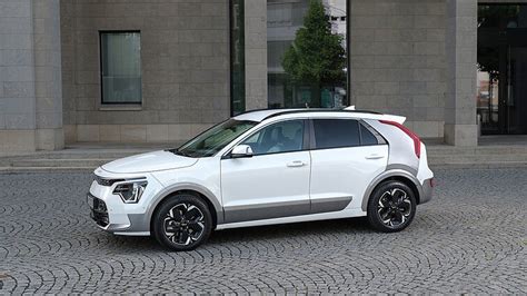 Antros kartos Kia Niro salono vaizdas