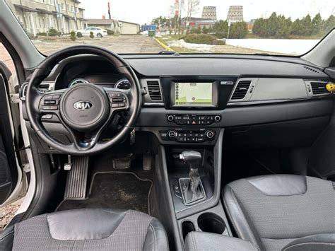 Kia Niro palyginimas su konkurentais (schema)