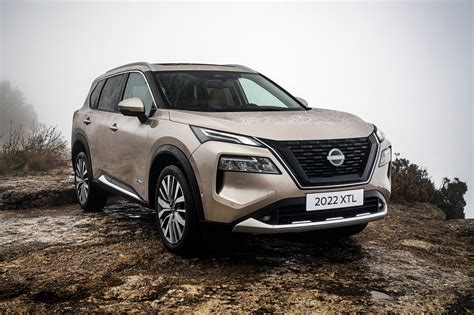 Nissan X-Trail vizualinė evoliucija per kartas (infografika)
