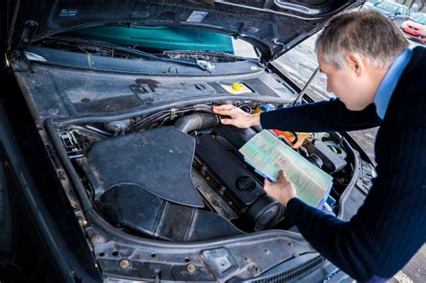 Infografika: dažniausios paslėptos problemos perkant naudotą automobilį