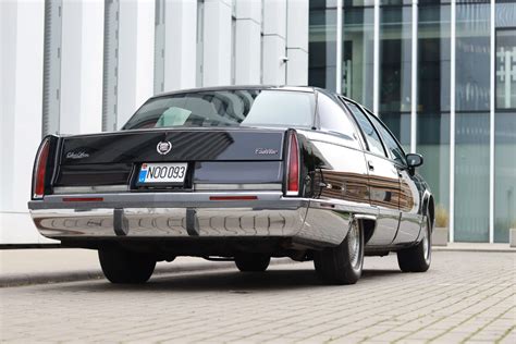 RetroNILL kolekcijos Cadillac nuoma