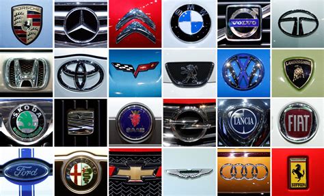 Mitsubishi markės logotipas automobilyje