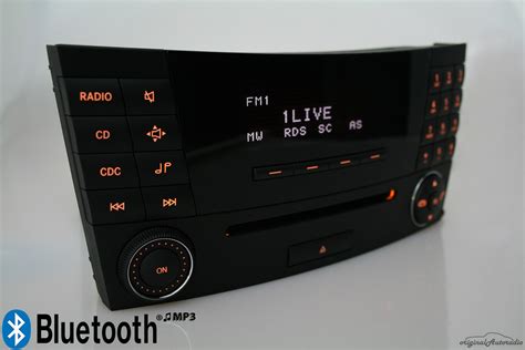 Originalaus naudoto Mercedes-Benz CD grotuvo nuotrauka
