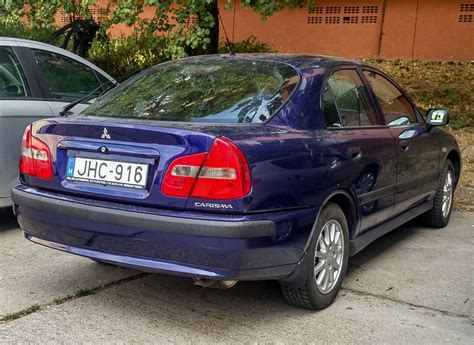 Mitsubishi Carisma 1.8 benzininio variklio komponentų diagrama