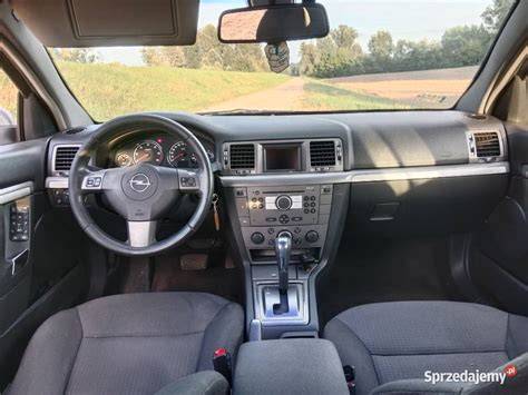 Opel Signum vairuotojo sėdynės plyšimo defekto nuotrauka