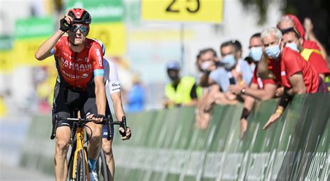 Dviračių sportininkas kalnuotoje vietovėje