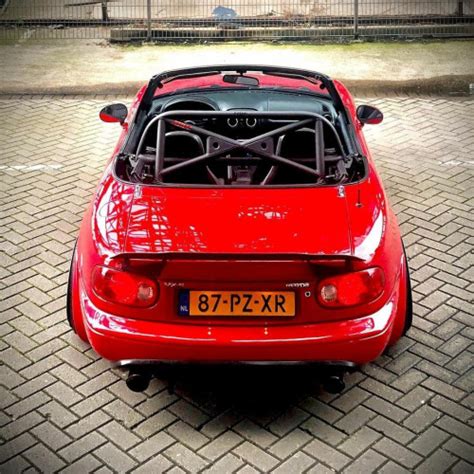 Cybul X tipo apsauginis lankas sumontuotas Mazda MX-5 NA modelyje