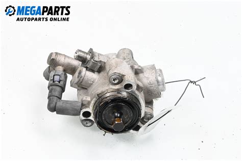 Photo of an Opel 2.2 direct high-pressure fuel pump
