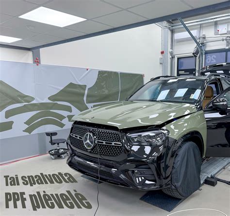 Infografika: dažų ir PPF plėvelės atsparumo palyginimas