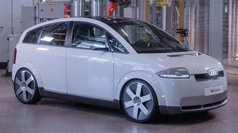 Audi A2 matmenų diagrama