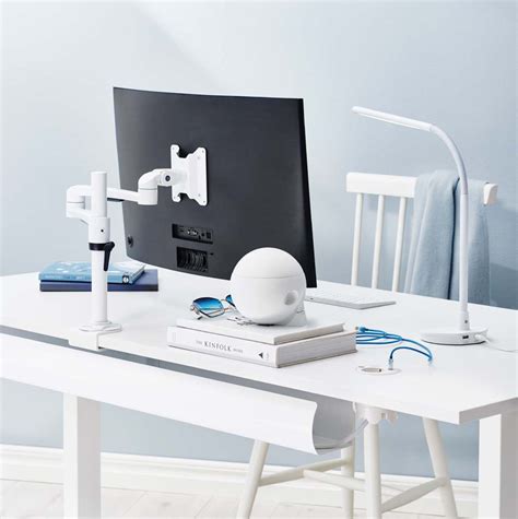 ergonomiška vairuotojo darbo vieta automobilyje