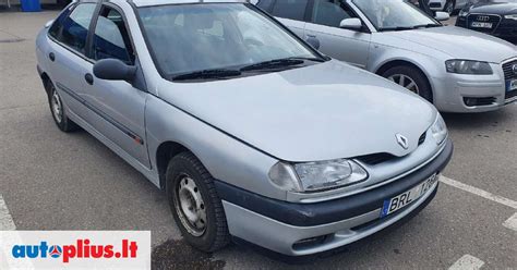 Renault Laguna hečbekas ir universalas, istorinė automobilių nuotrauka