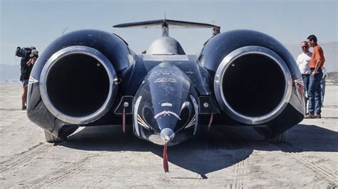 Istorinio greičio rekordininko Thrust SSC nuotrauka