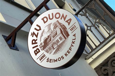 istorinė Scania gamyklos nuotrauka arba prekės ženklo logotipas