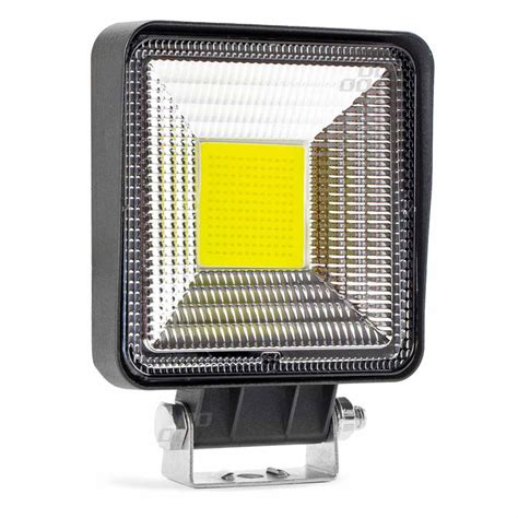 Schematinis brėžinys, iliustruojantis 12V ir 24V LED darbo žibinto prijungimą prie skirtingų tipų akumuliatorių.