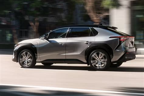 Toyota bZ4X įkrovimo procese