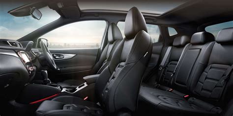 Nissan Qashqai interior with Nappa leather and digital display
