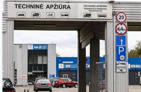 Teminis automobilio techninės apžiūros centro atvaizdas arba patikros reikalavimų infografika