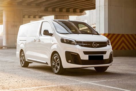 Opel Vivaro saugiklių dėžės dangtelio su schemos lipduku pavyzdys