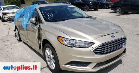 automobilio Ford Fusion kėbulo sudedamųjų dalių schema