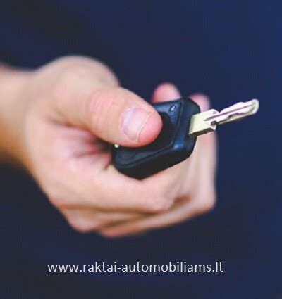 Rakto viduje esantis imobilaizatoriaus čipas (transponderis)