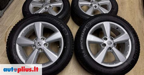 krosoverio Nissan Qashqai su R18 lengvojo lydinio ratlankiais vizualizacija
